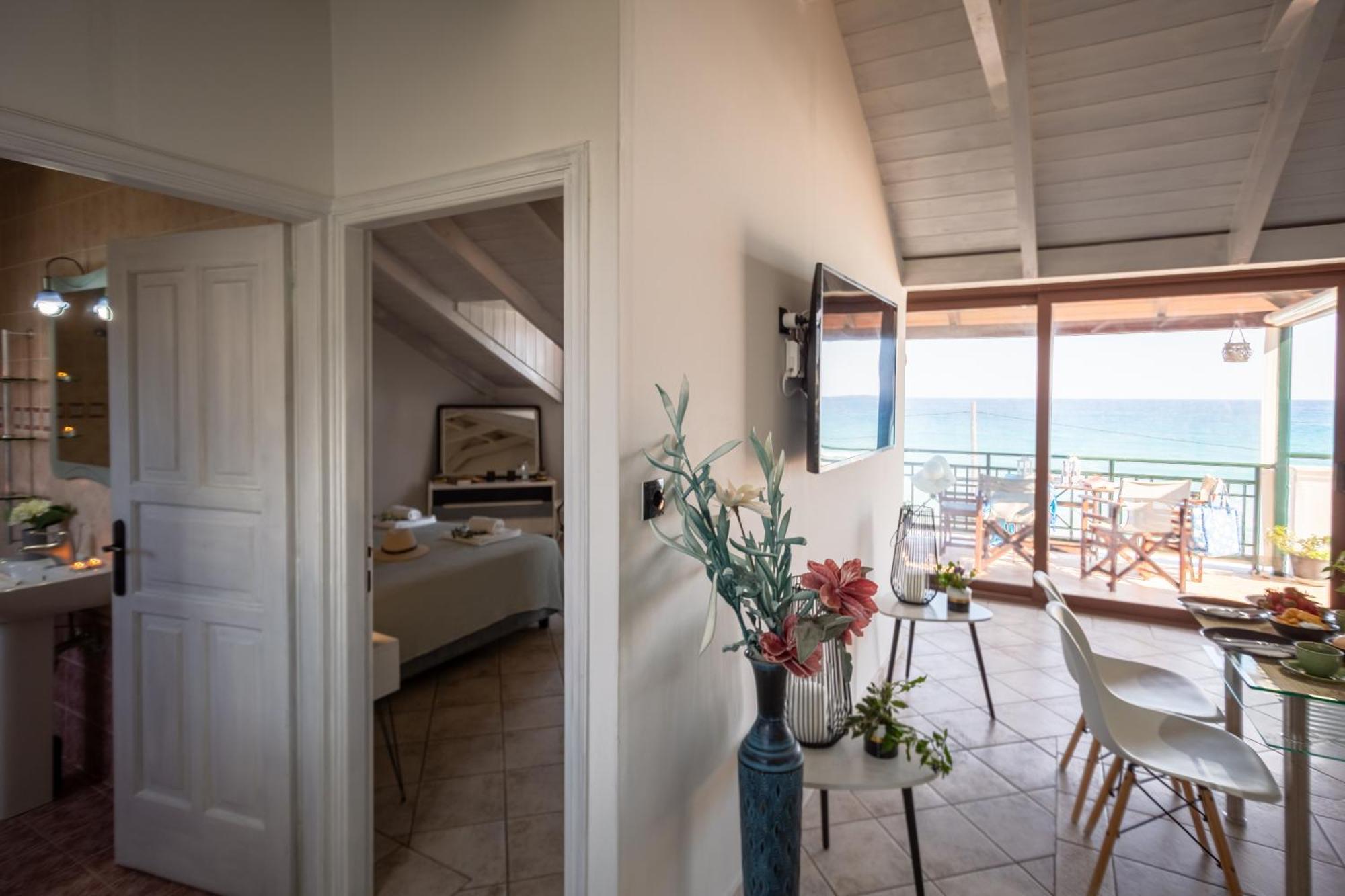 Tonias Houses - Thea House And Vrachos Attic Appartment アリカナス エクステリア 写真